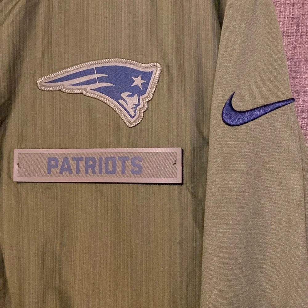 Nike New England Patriots Salute to Service Green Track Jacket Mens L
